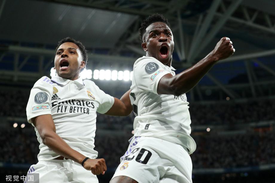 翔伞运动在 翔伞运动在