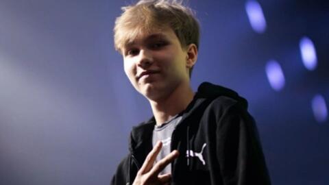 尤其在关键 尤其在关键